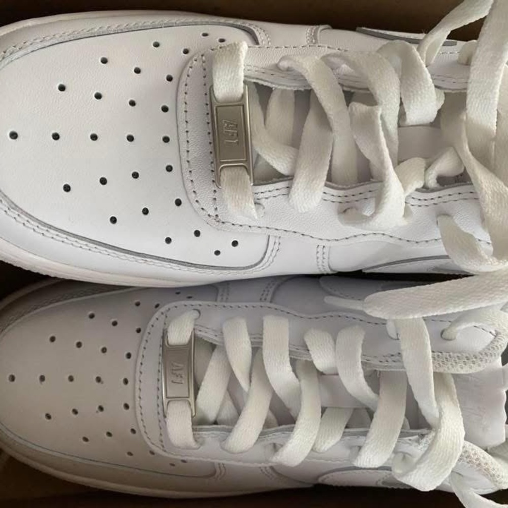 Nike Women's White AF1 7.5